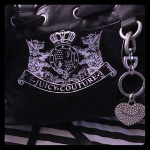 Juicy Couture- new purse with shoulder strap 👛